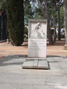 Tomba d’Evarist Fàbregas